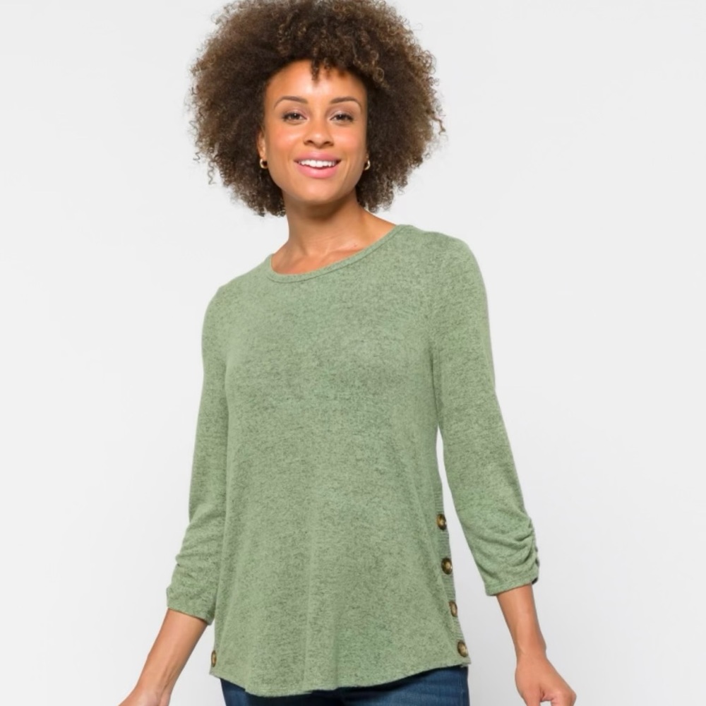 FORTUNE + IVY Amiel Button Detail Ruched Sleeve
Knit Top XXL